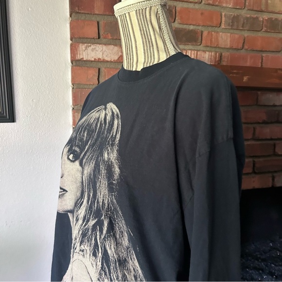 Taylor Swift The Eras Tour Long Sleeve Shirt in Black Sz S - Picture 4 of 7